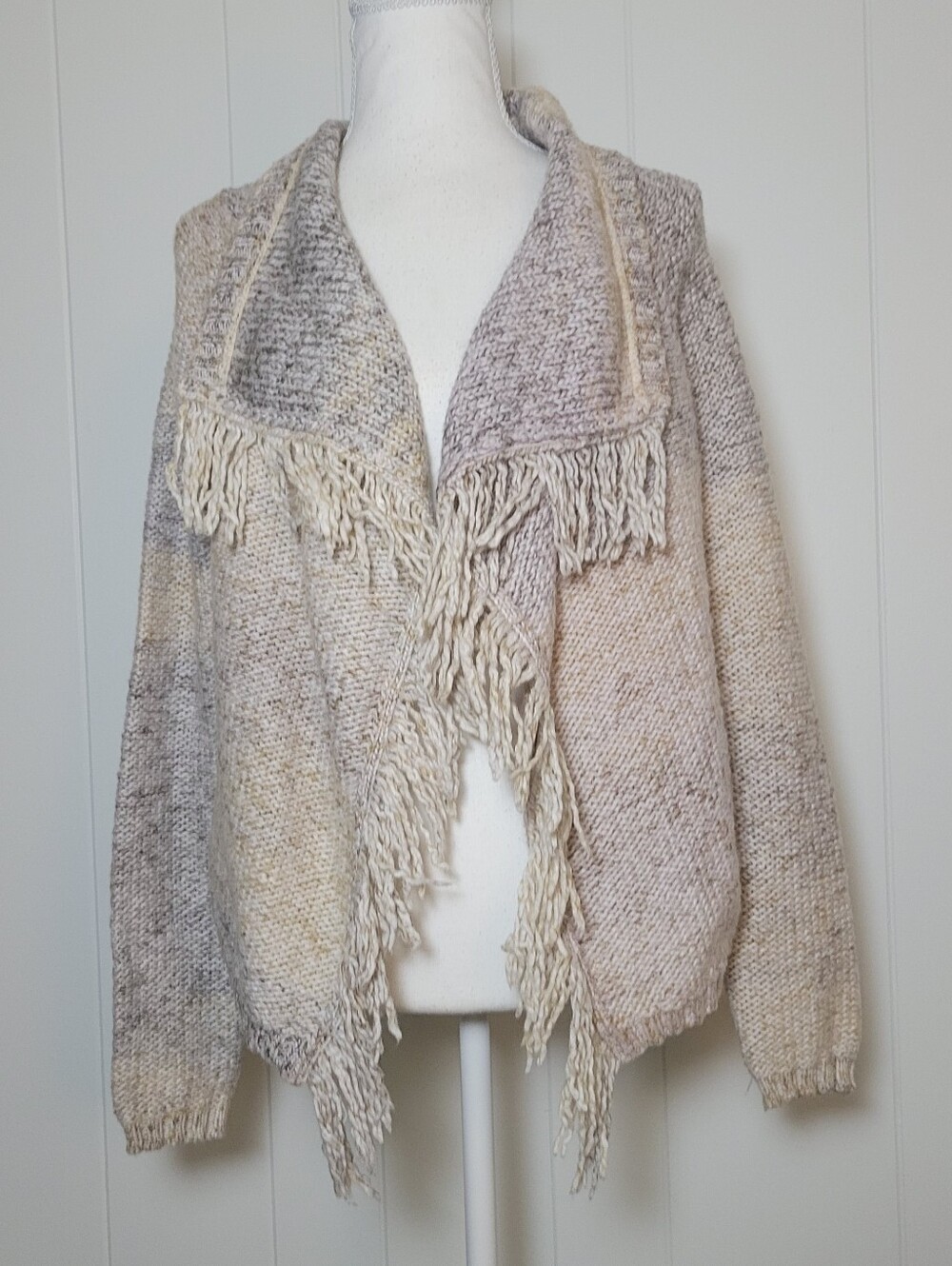 Soft Joie Cardigan Sweater Fringe Trim Open Front Neutral Cream Gray SM